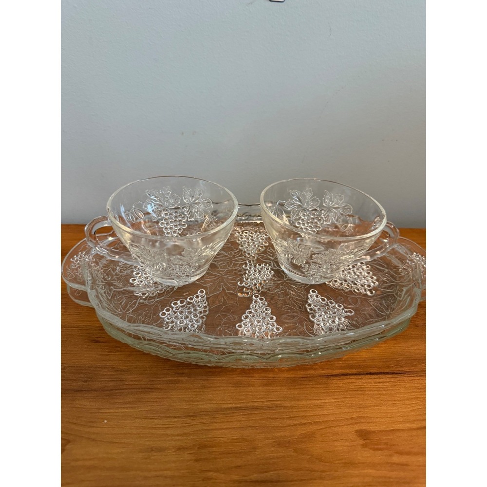Vintage Anchor Hocking Serva Snack 2 Sets 4 pc Grape /Vine Clear Glass 1950